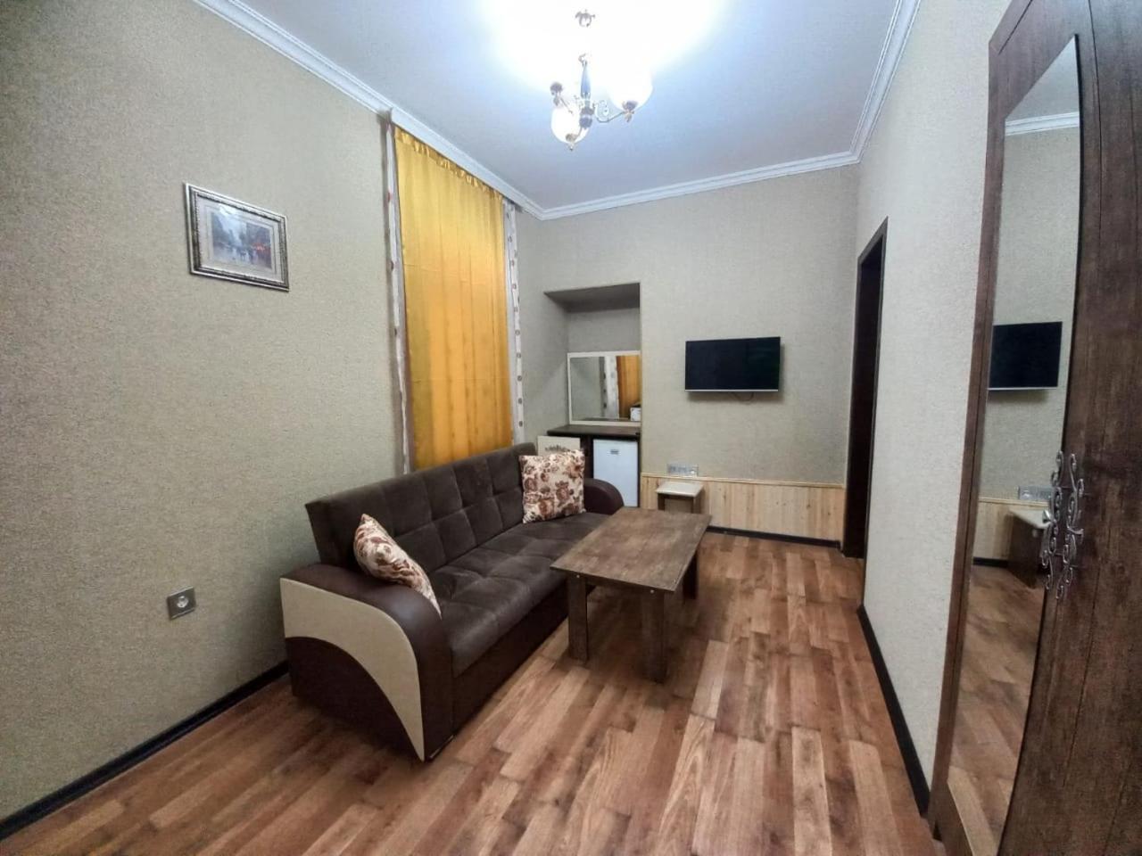 אוגוז Es Hotel Kolifey מראה חיצוני תמונה