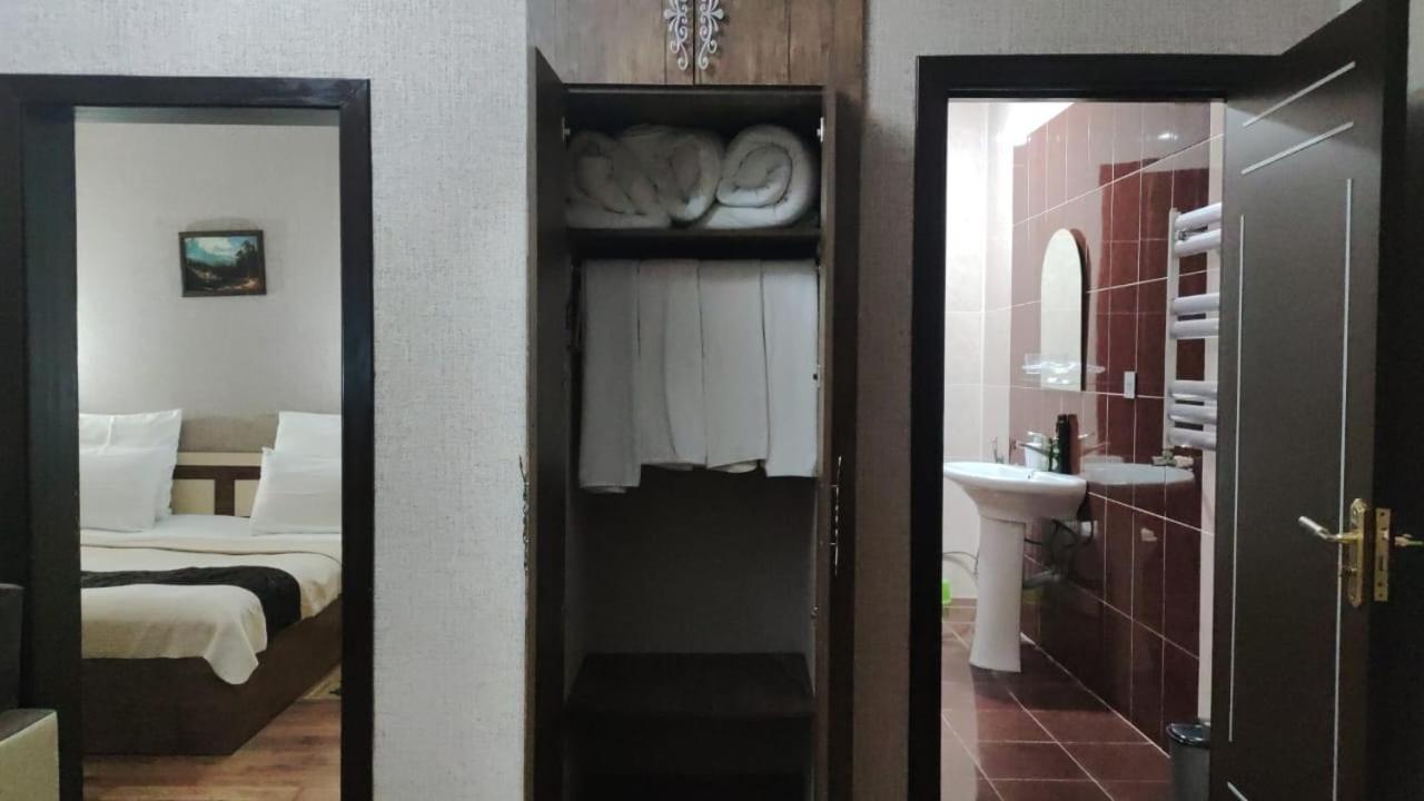 אוגוז Es Hotel Kolifey מראה חיצוני תמונה